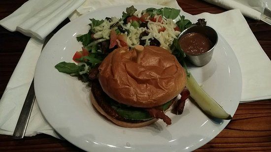 Swingers Sports Lounge and Grill